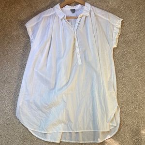Aerie solid white flowy short sleeve blouse. Size medium